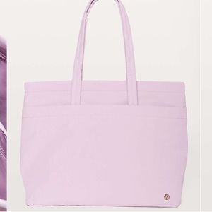 Lululemon On My Level Tote *Large 15L - Lavender/Pink Antoinette